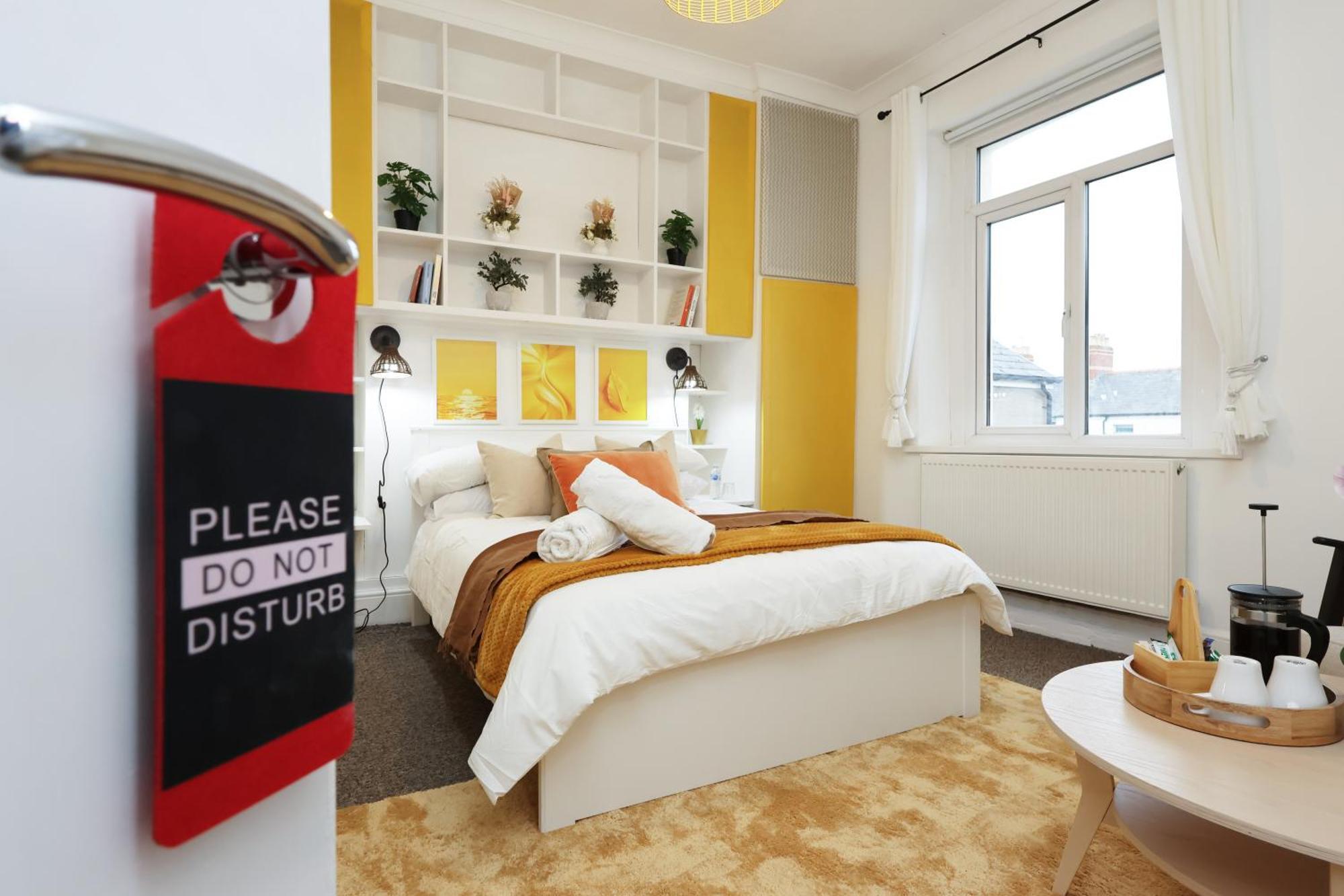 Cardiff City Guesthouse, Central Rooms, Fast Wi-Fi, On-Street Parking Кардіфф Екстер'єр фото