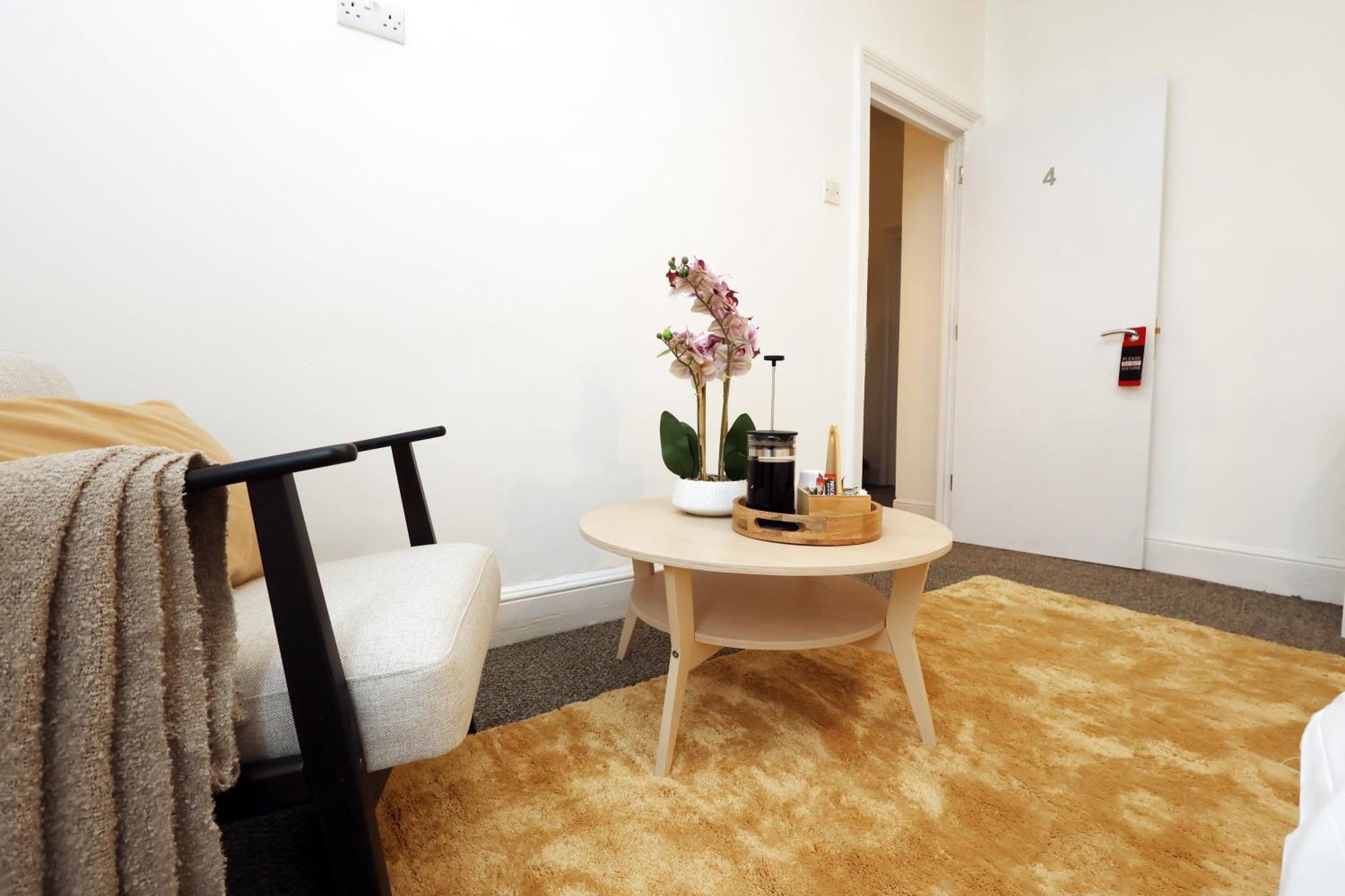Cardiff City Guesthouse, Central Rooms, Fast Wi-Fi, On-Street Parking Кардіфф Екстер'єр фото