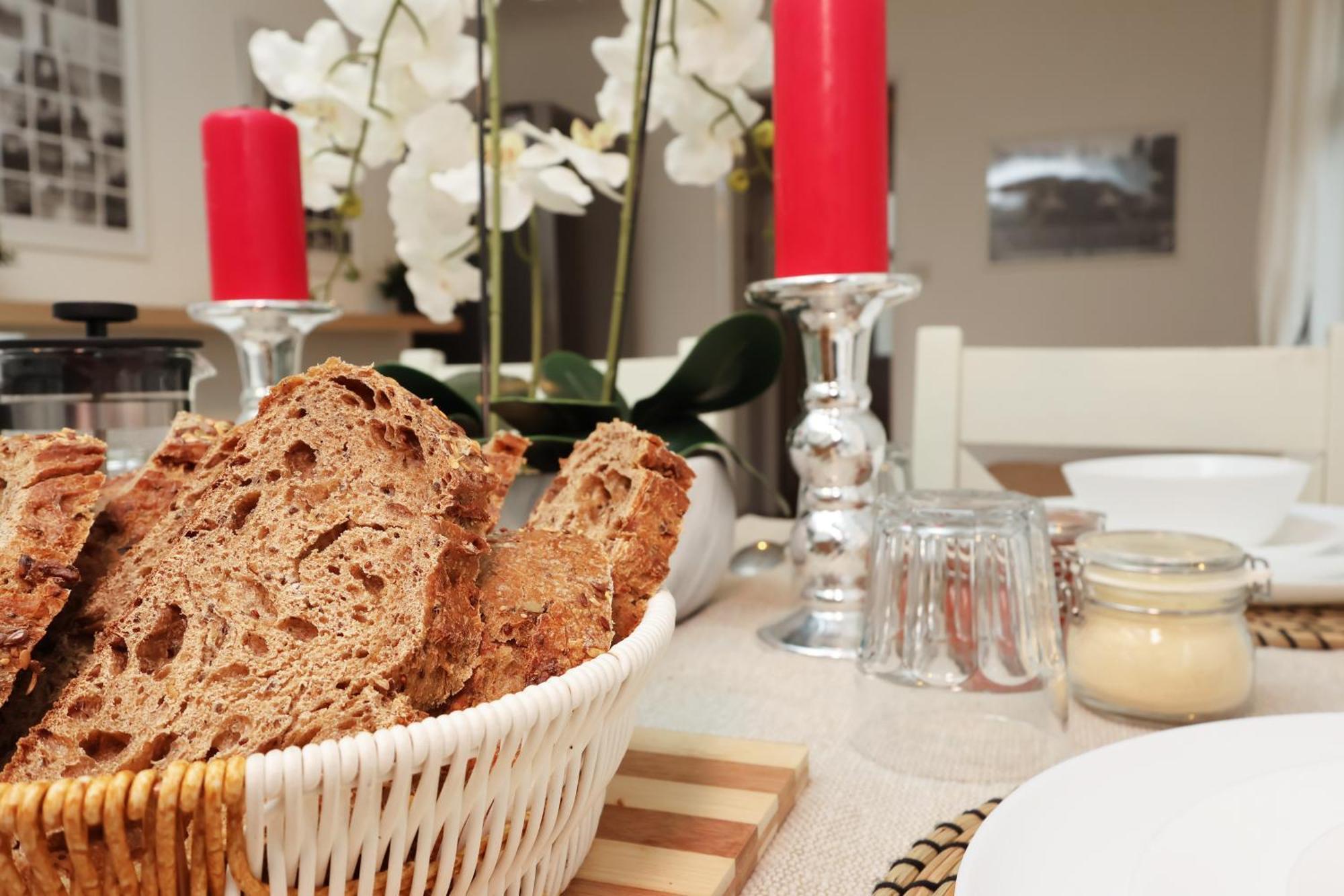 Cardiff City Guesthouse, Central Rooms, Fast Wi-Fi, On-Street Parking Кардіфф Екстер'єр фото